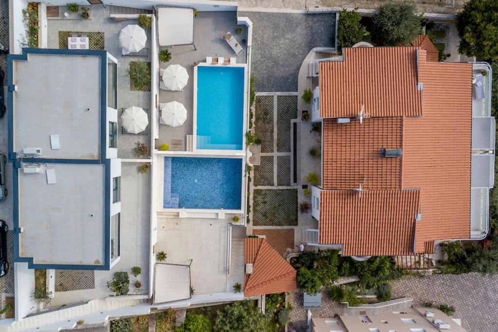 Holiday Home Lolina,Sea On A Palm! Heated Pool Трогир Екстериор снимка